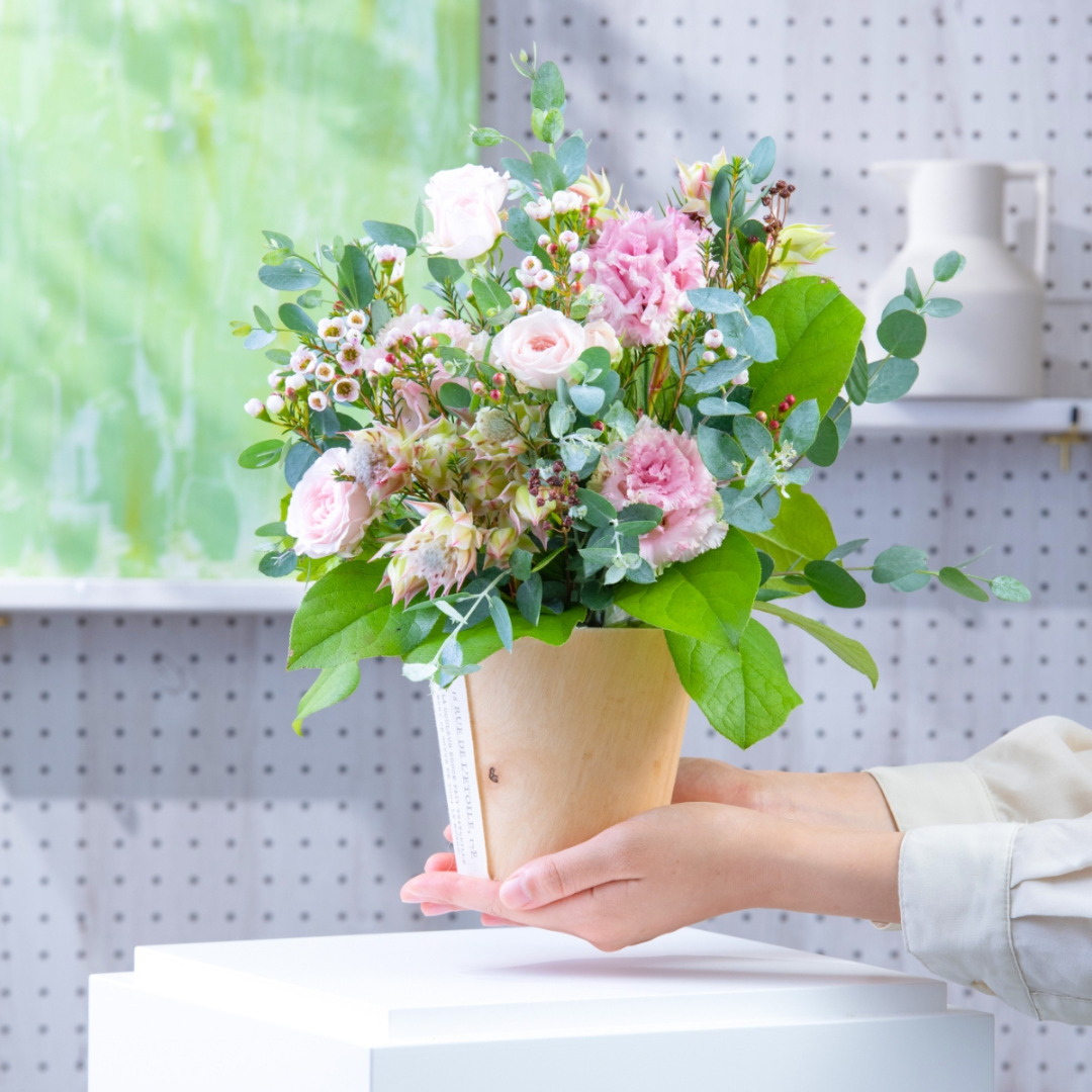 フラワーアレンジメントとは？贈る相手に合わせてプレゼントできる花